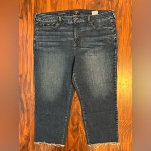 Women’s NYDJ Raw Hem Cropped Jeans 24W